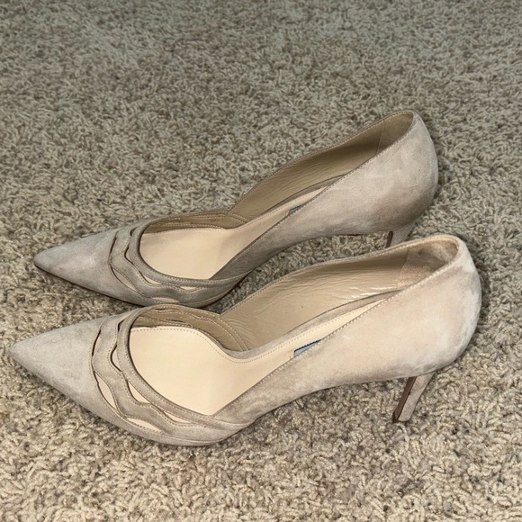 Womens Prada Tan Heels - Picture 4 of 7